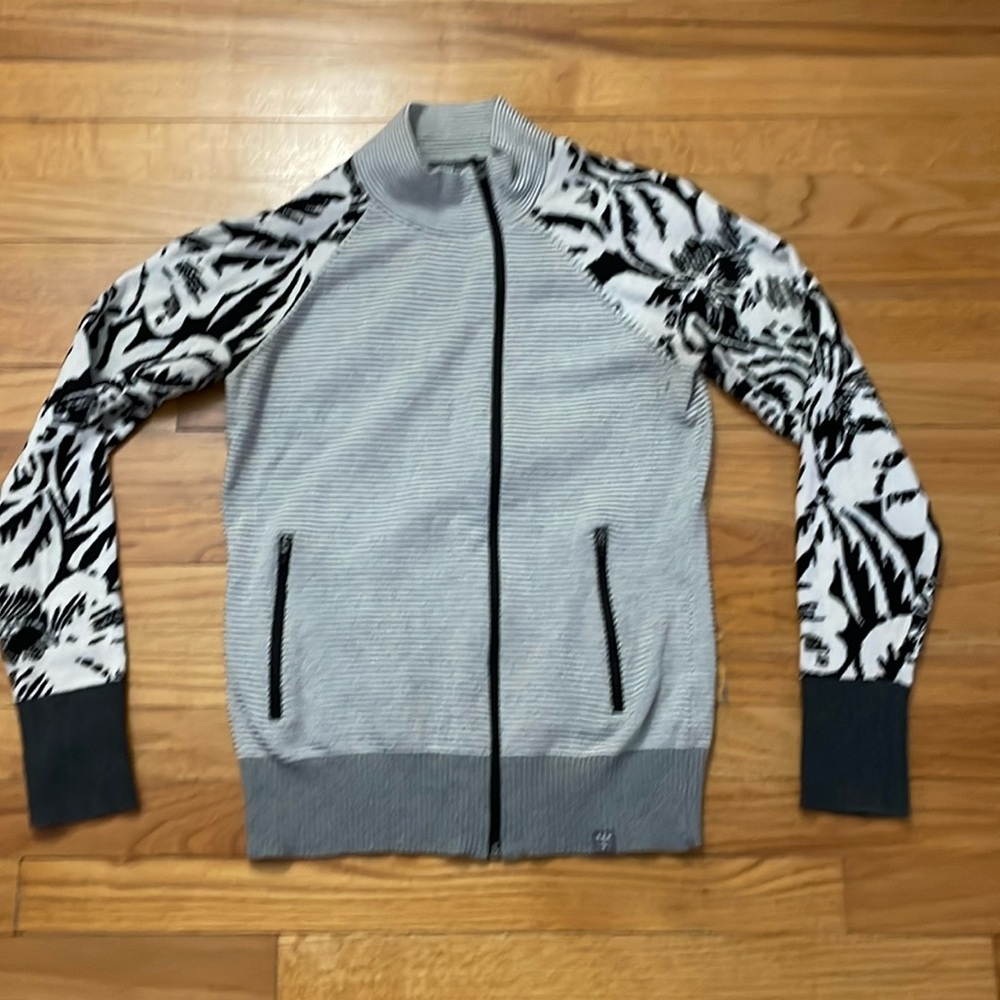 Title nine sweater